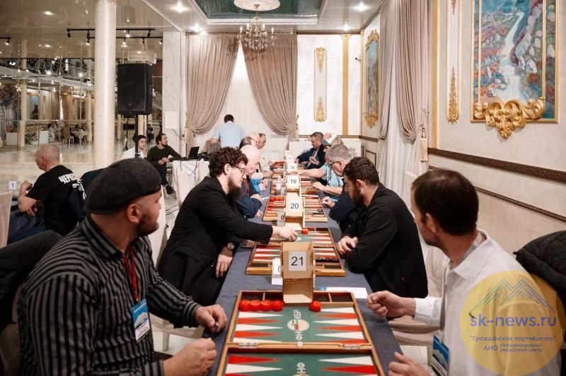 В Нальчике почти 100 человек из 12 регионов сыграли в длинные нарды на «Кубок Эльбруса» для людй с инклюзией