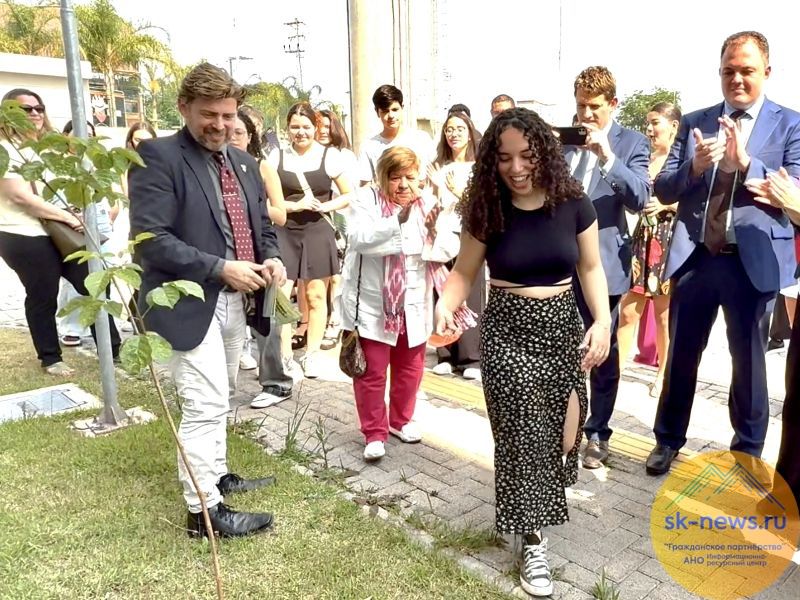 В составе делегации из России ставропольчанка участвовала в высадке «Аллеи мира» в Сан-Паулу