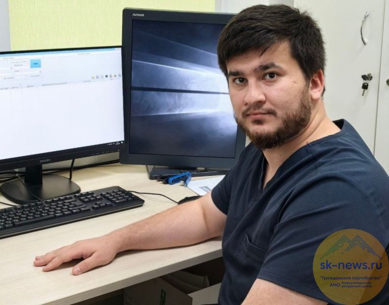 На работу в Арзгирскую районную больницу поступили молодые кадры – рентгенолог, акушер-гинеколог и фельдшер