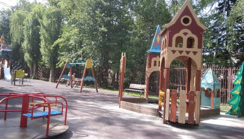 На Ставрополье по краевой программе появится семь новых детских площадок стоимостью 10,3 млн рублей