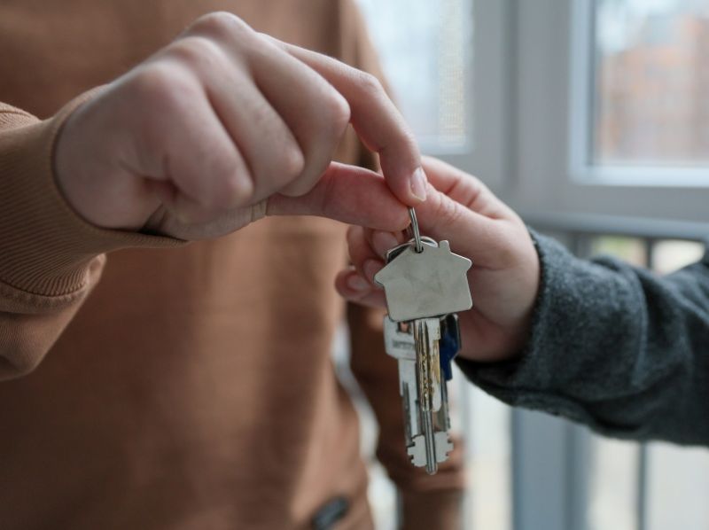 В августе россияне взяли на 8% больше ипотечных кредитов