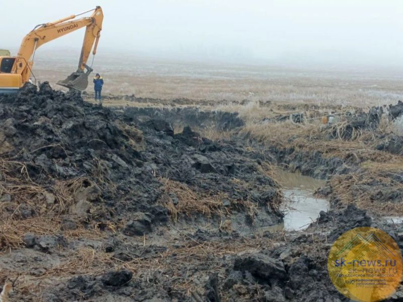 На Кавминводах усугубляется ситуация с отключением воды из-за ремонта прорванного водовода